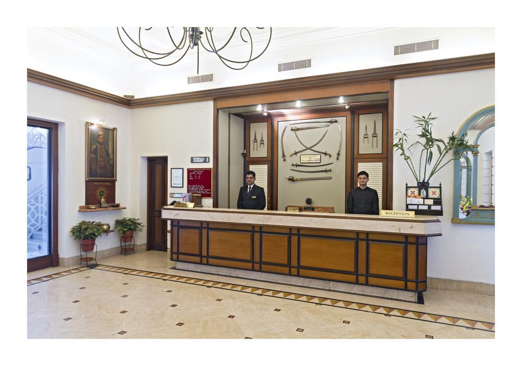 Jehan Numa Palace Hotel Бопал Екстериор снимка